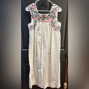 Vintage Mexican Embroidered Dress White Floral Cotton Midi